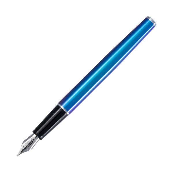 Diplomat Traveller Fountain Pen in Funky Blue