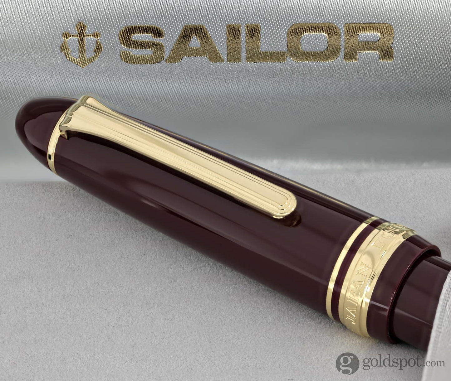 Sailor 1911 Large Ballpoint Pen in Maroon with Gold Trim Pen