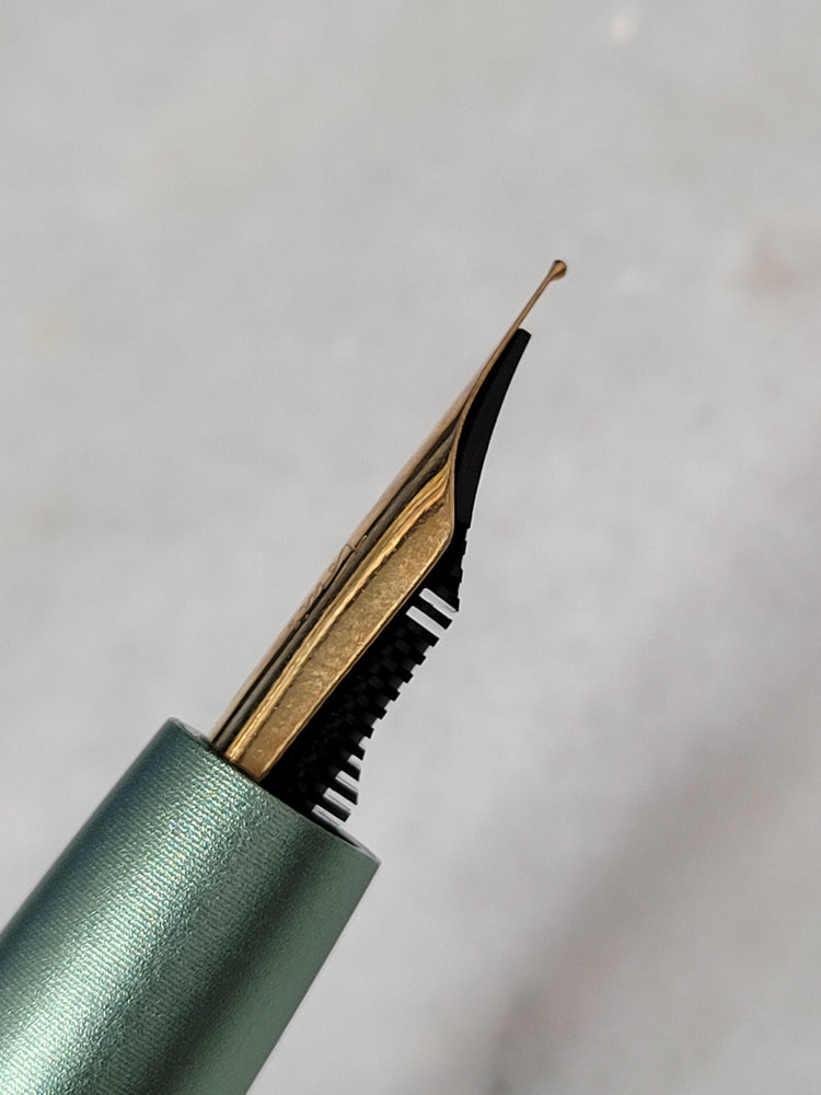 Misfit Item 0002 Tom's Studio Pocket Fountain Pen V2 in Sage - Medium