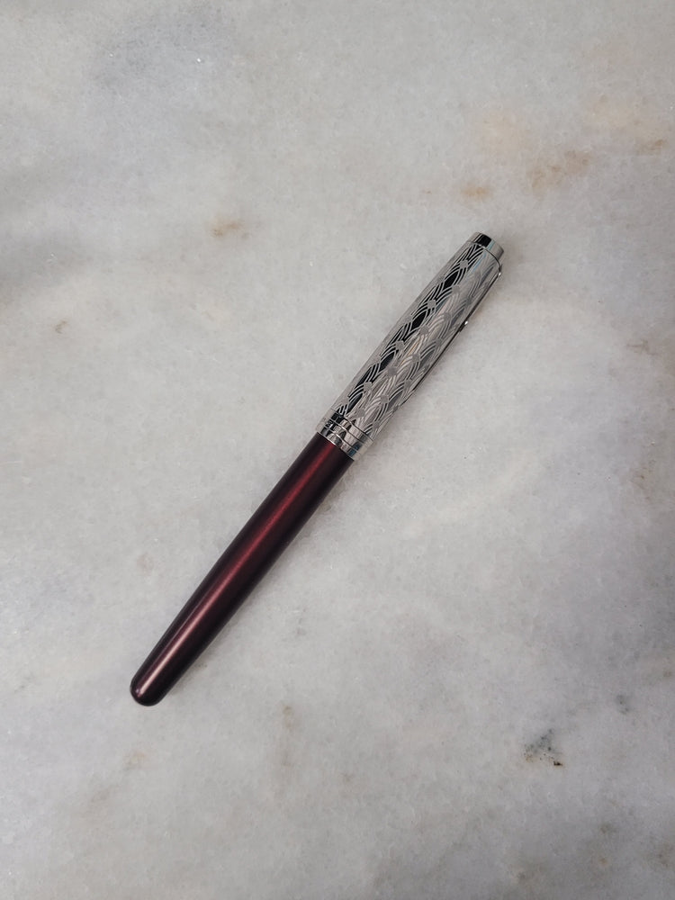 Misfit Item 0010 Parker Sonnet Premium Rollerball Pen in Metal & Red