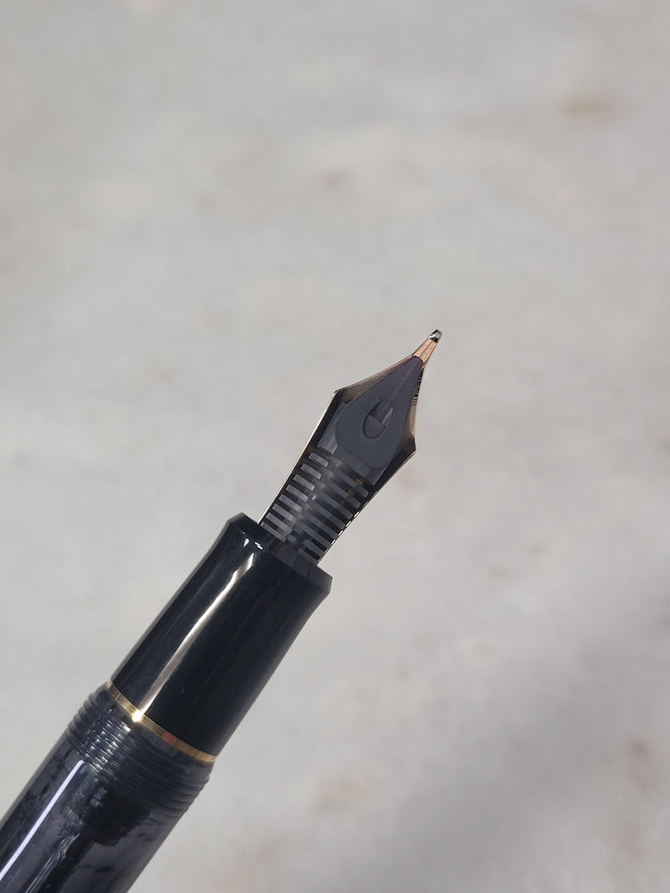 Misfit 0022 Pilot Custom 823 Fountain Pen in Smoke with Gold Trim - 14K Gold Broad Point