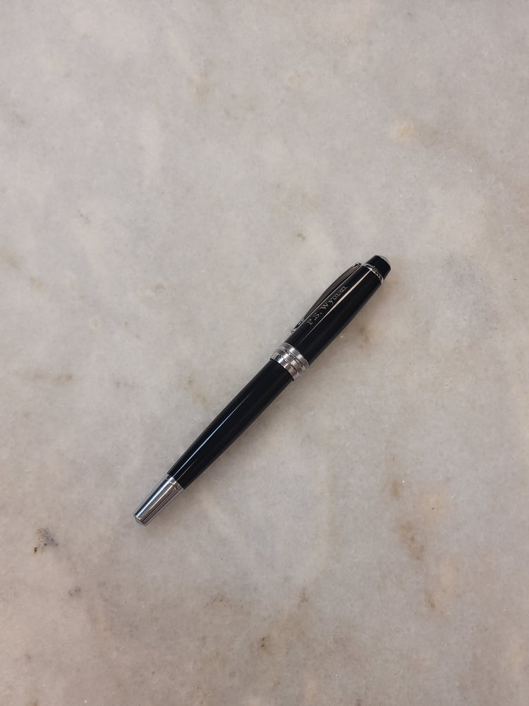 Misfit Item 0034 Cross Bailey Fountain Pen in Black Lacquer - Medium Point
