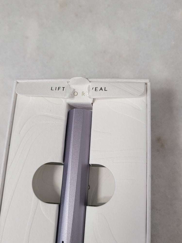 Misfit 0038 Tom's Studio Wren Refillable Writing Pen in Lilac