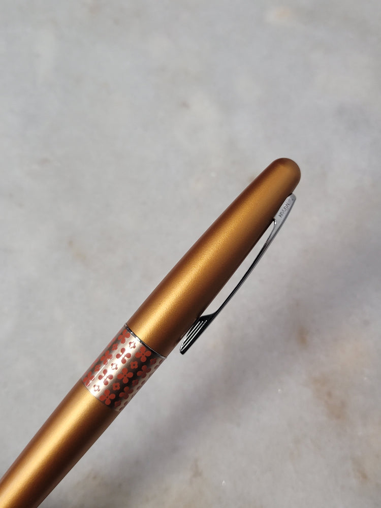 Misfit Item 0052 Pilot Metropolitan Retro Pop Fountain Pen in Orange - Stub Nib