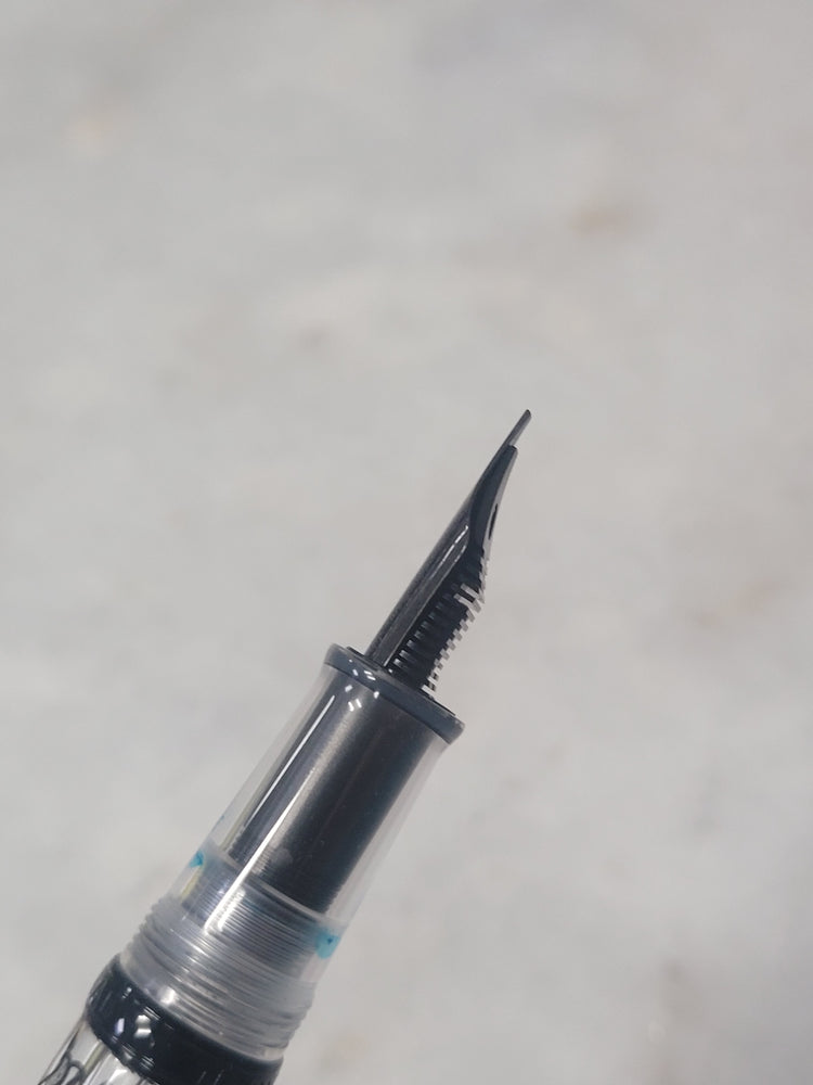 Misfit Item 0089 Nahvalur / Narwhal Original Fountain Pen in Peter Plume Limited Edition - 1.1mm Stub Nib