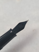 Misfit Item 0094 Nahvalur Original Fountain Pen - Peter Draws Artist Edition Silver - Fine Point