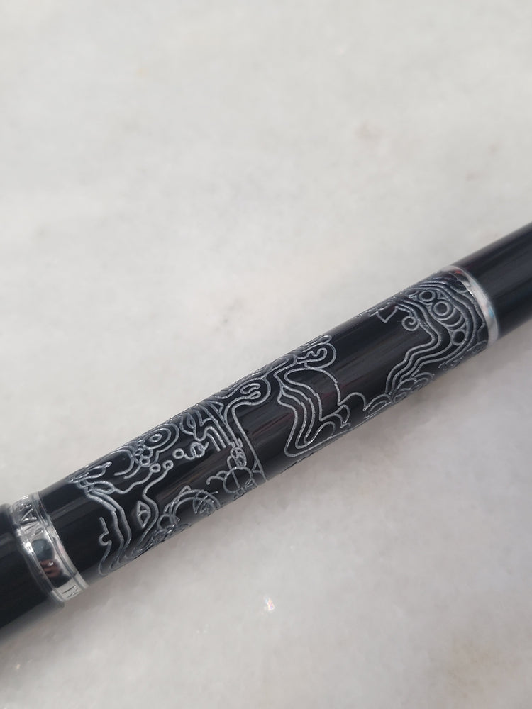 Misfit Item 0098 Nahvalur Original Fountain Pen - Peter Draws Artist Edition Silver - 1.1mm Stub Nib