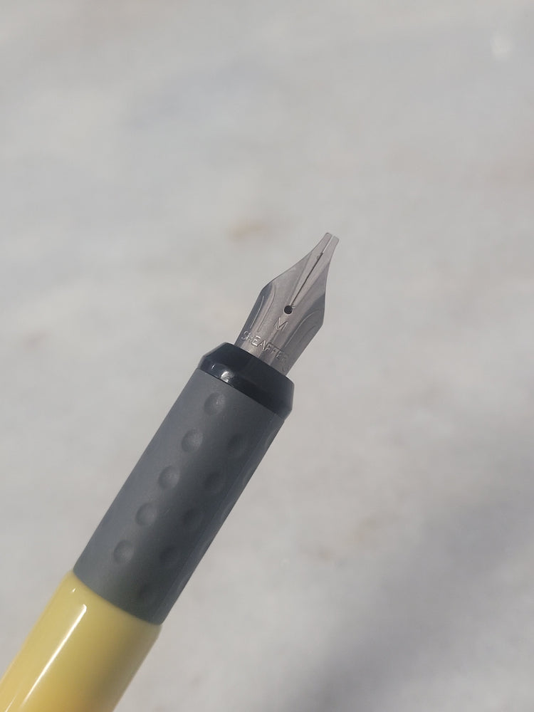 Misfit Item 0132 Sheaffer Calligraphy Maxi Kit with Black and Yellow Pens