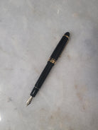 Misfit Item 0027 Pilot Custom 743 Fountain Pen in Black/Gold - 14K Waverly