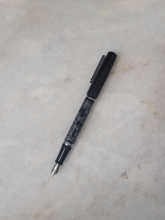 Misfit Item 0099 Nahvalur Original Fountain Pen - Peter Draws Artist Edition Silver - 1.1mm Stub Nib