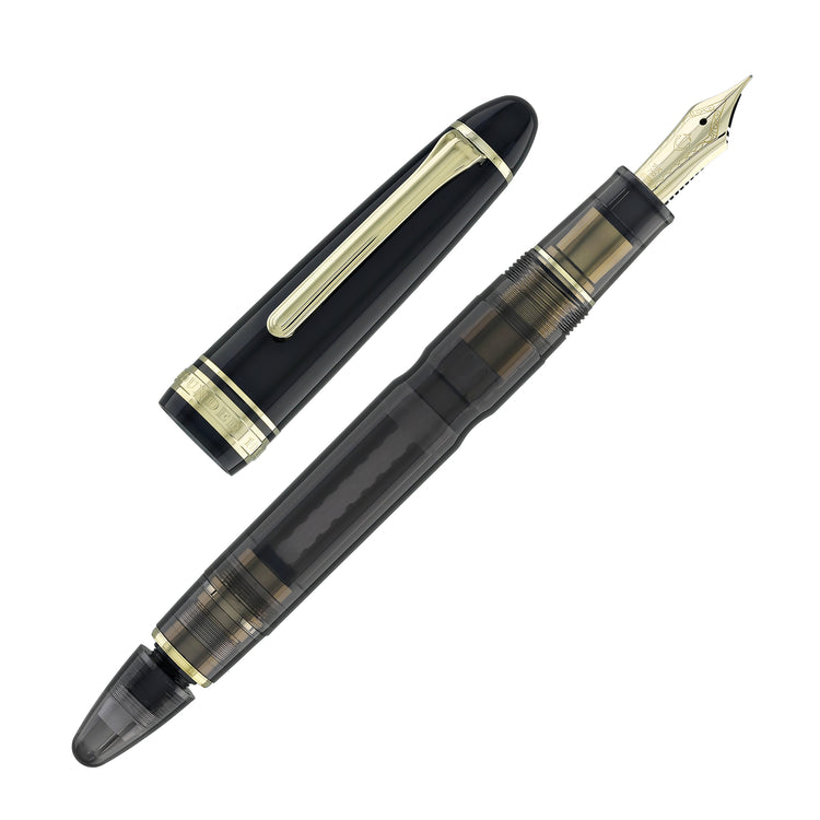 Sailor 1911 Realo Fountain Pen in Smoke Black - 18K with Gold Trim