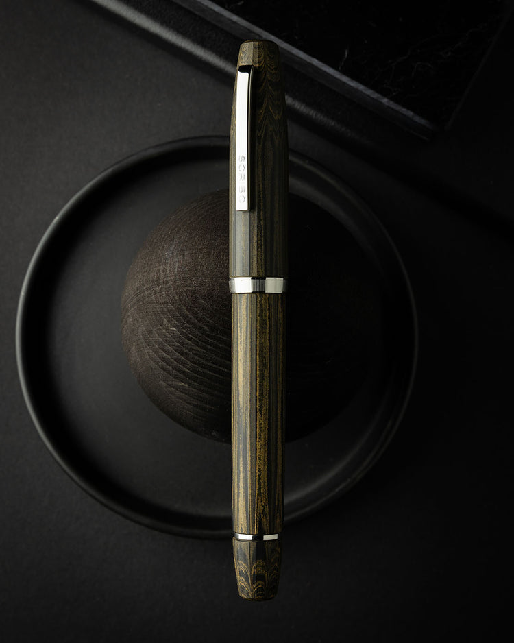 Scribo Flow Fountain Pen in Memoria with Platinum Trim