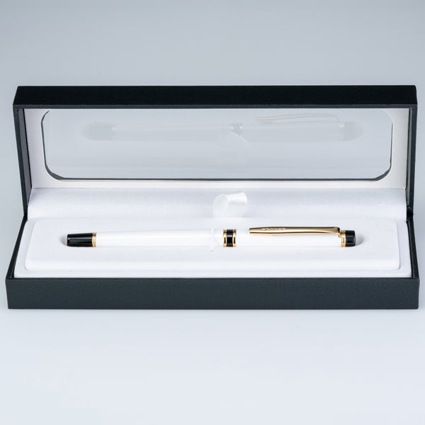 Pilot Grance Fountain Pen in Pearl White - 14k Gold Nib Fountain Pen