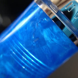 Review of the Pelikan Souveran M805 Vibrant Blue Fountain Pen