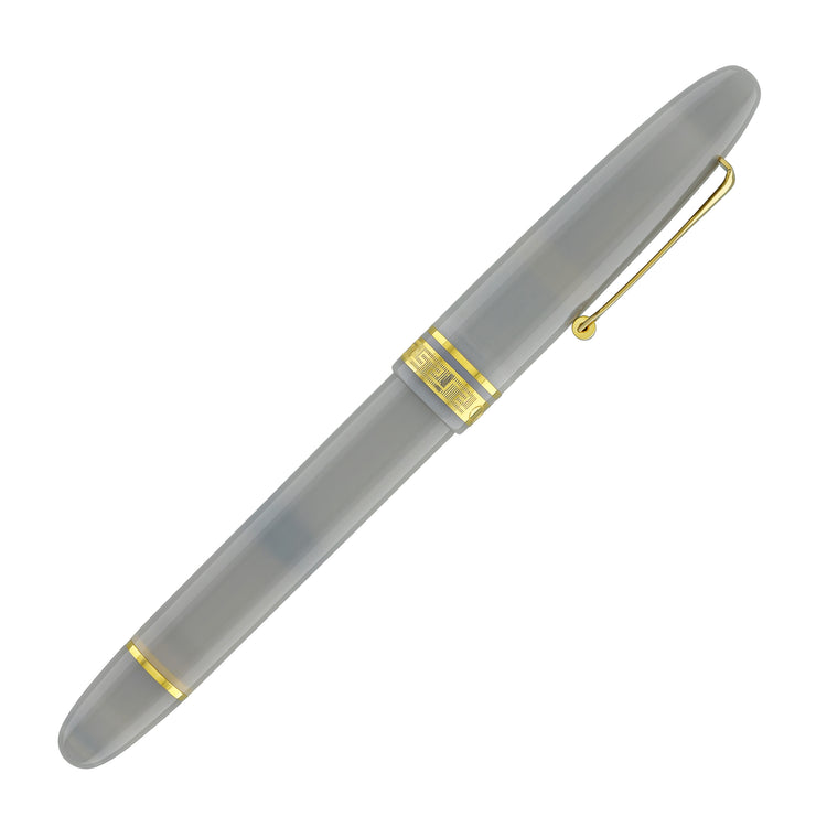 Omas Ogiva Fountain Pen in Grigio with Gold Trim - 14K Gold
