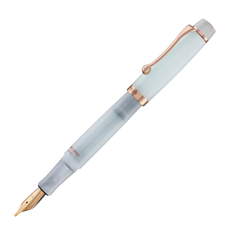 Opus 88 Harmony Fountain Pen in Cloud Dancer