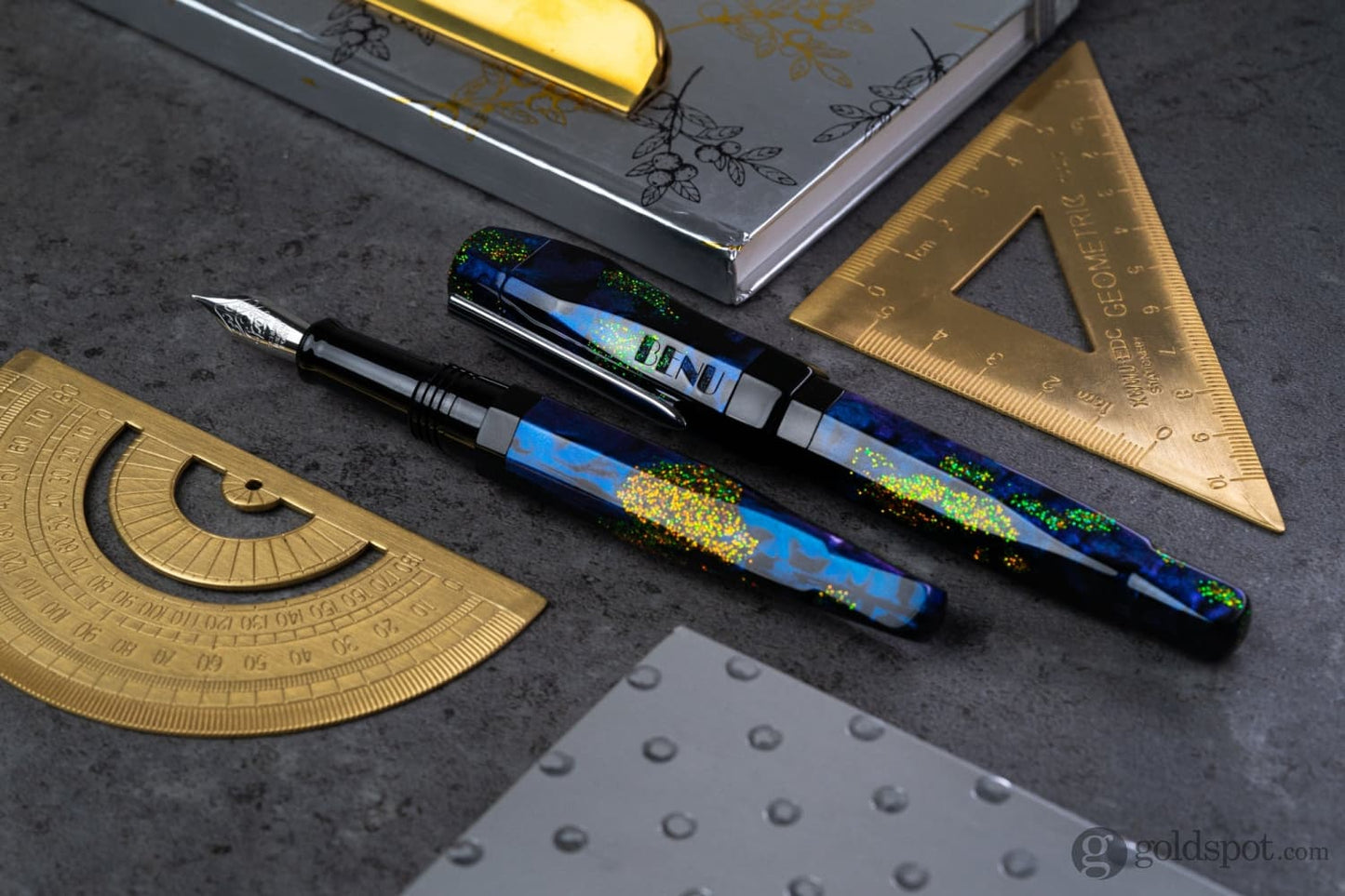 Benu AstroGem Collection Fountain in Echo Fountain Pens