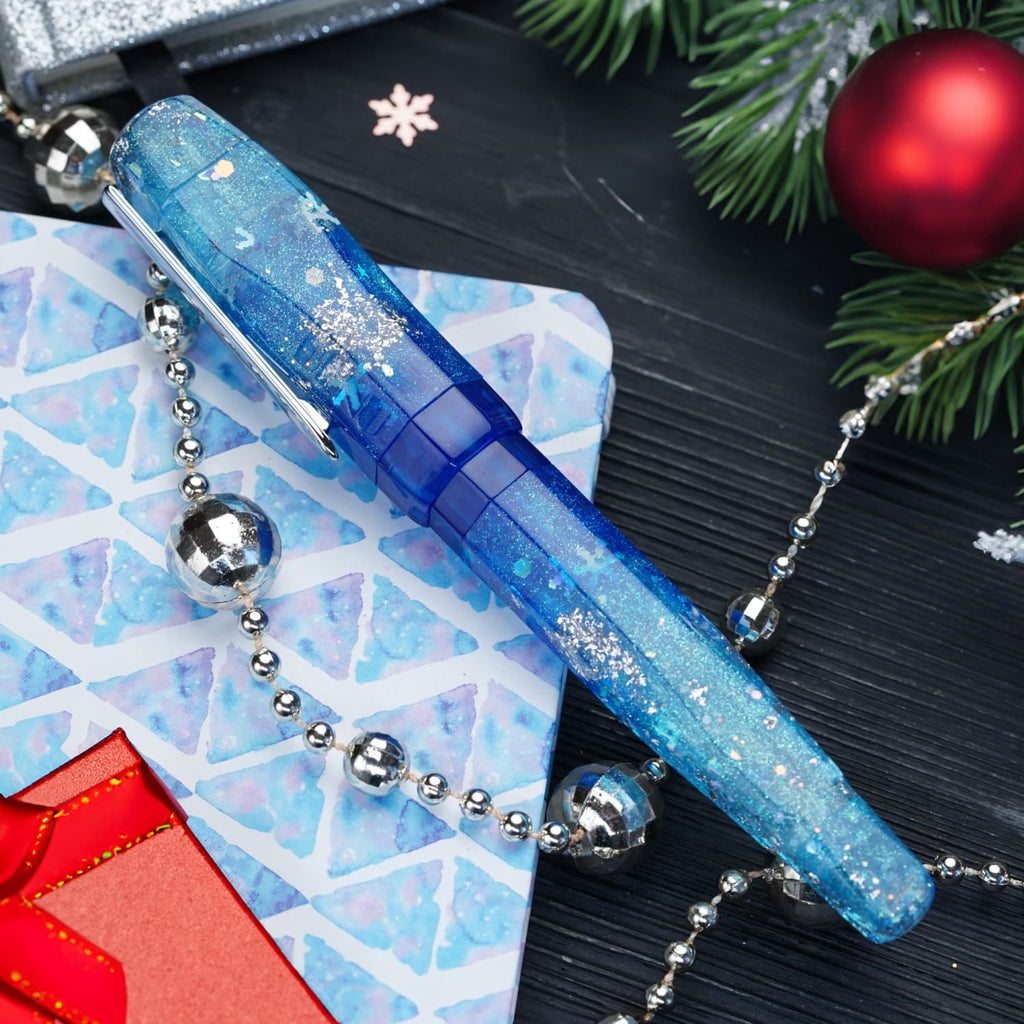 Benu AstroGem Fountain in Christmas - Limited Edition Fountain Pens