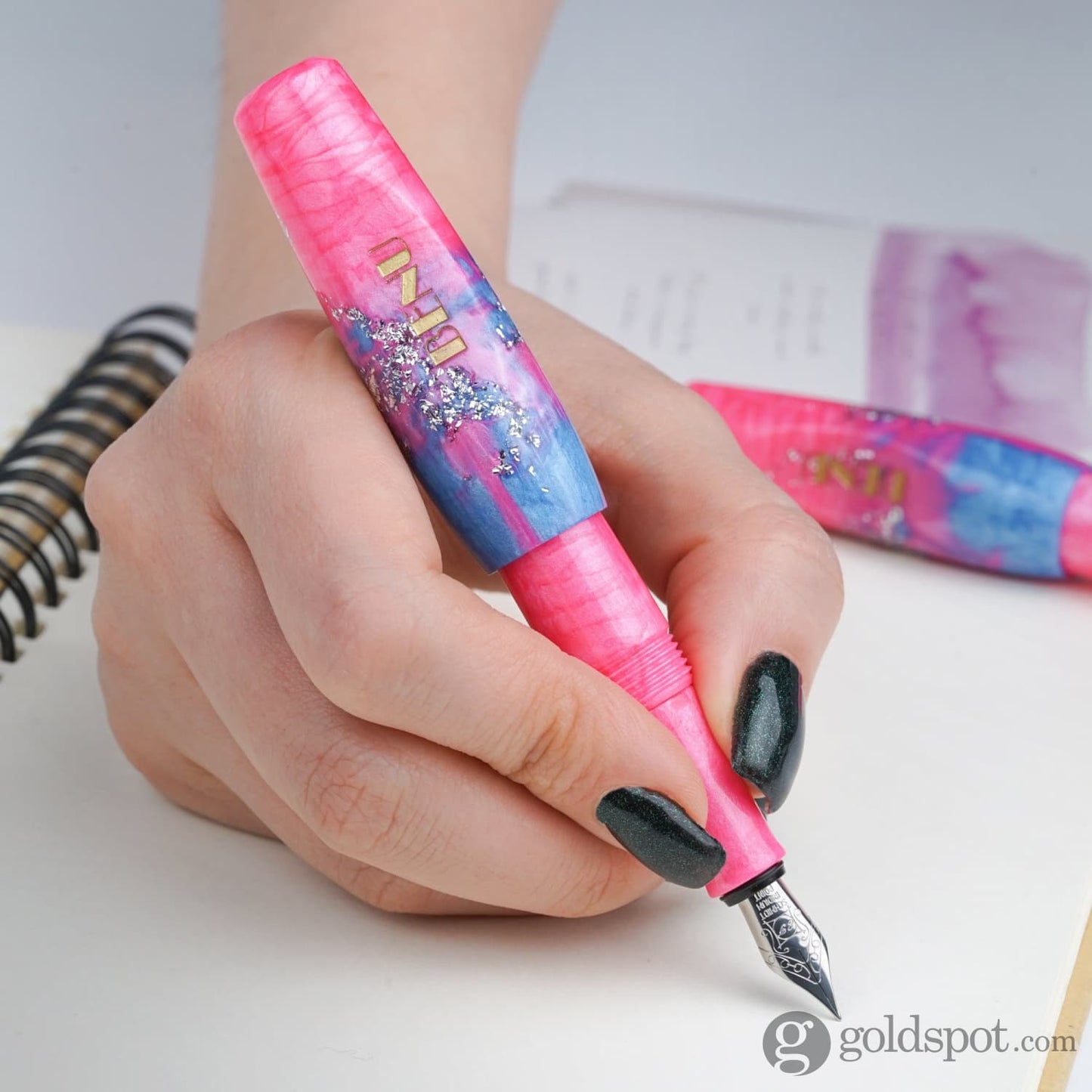 Benu Pixie Collection Fountain Pen in Stardust Pink Fountain Pen