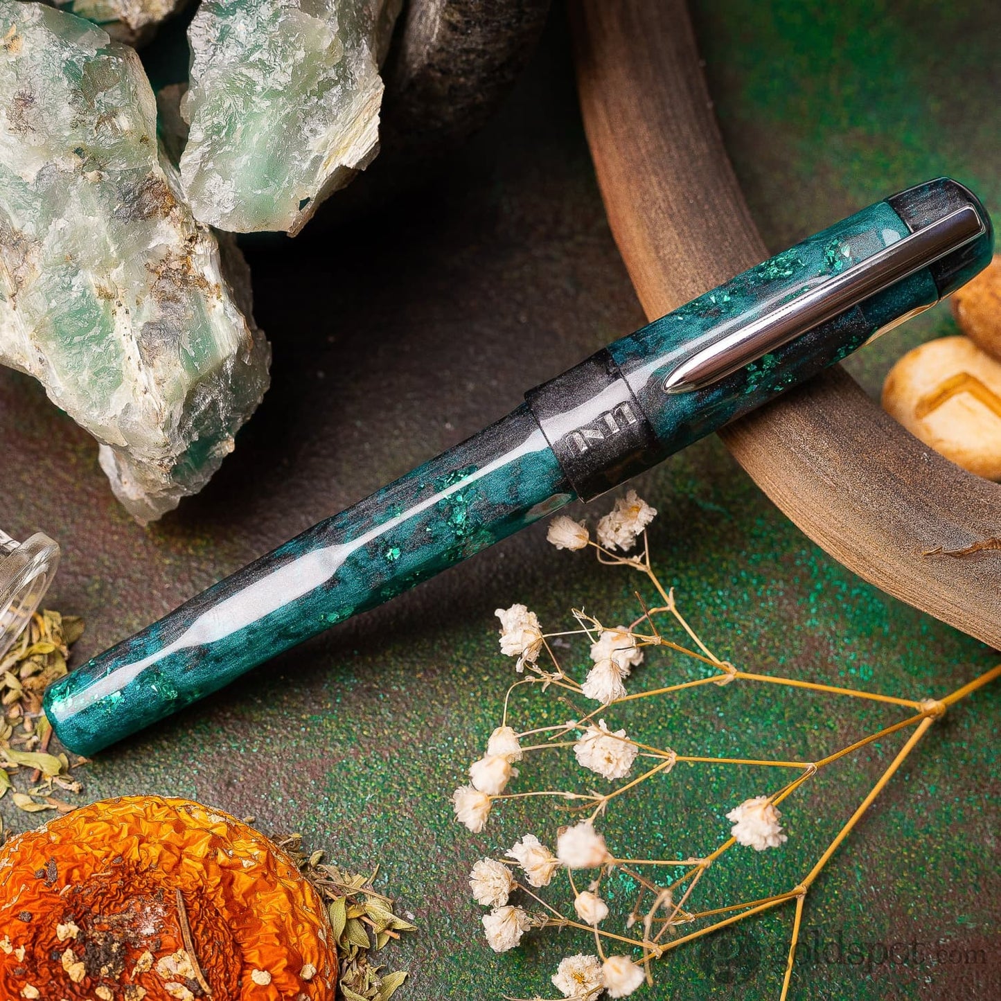Benu Talisman Fountain Pen in Cat’s Eye Fountain Pen