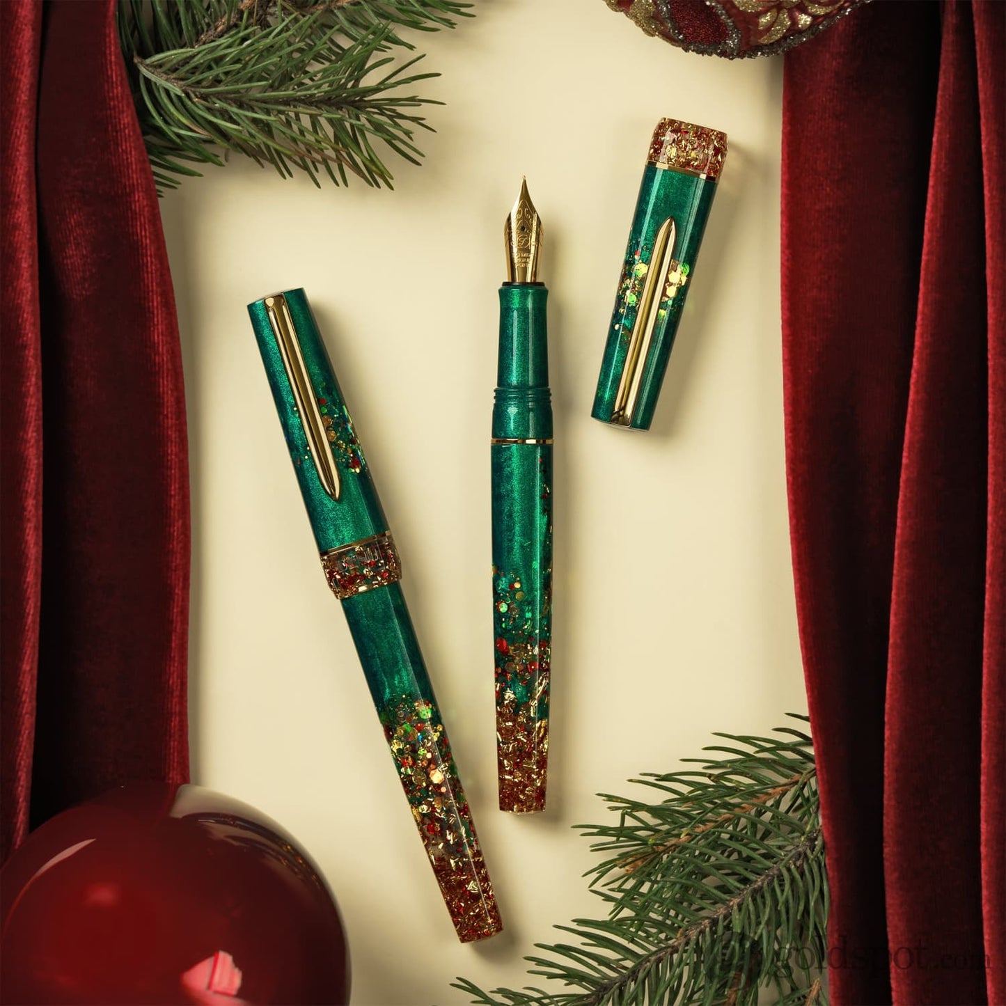 Benu Tribute Collection Fountain in Emerald Eve Fountain Pens