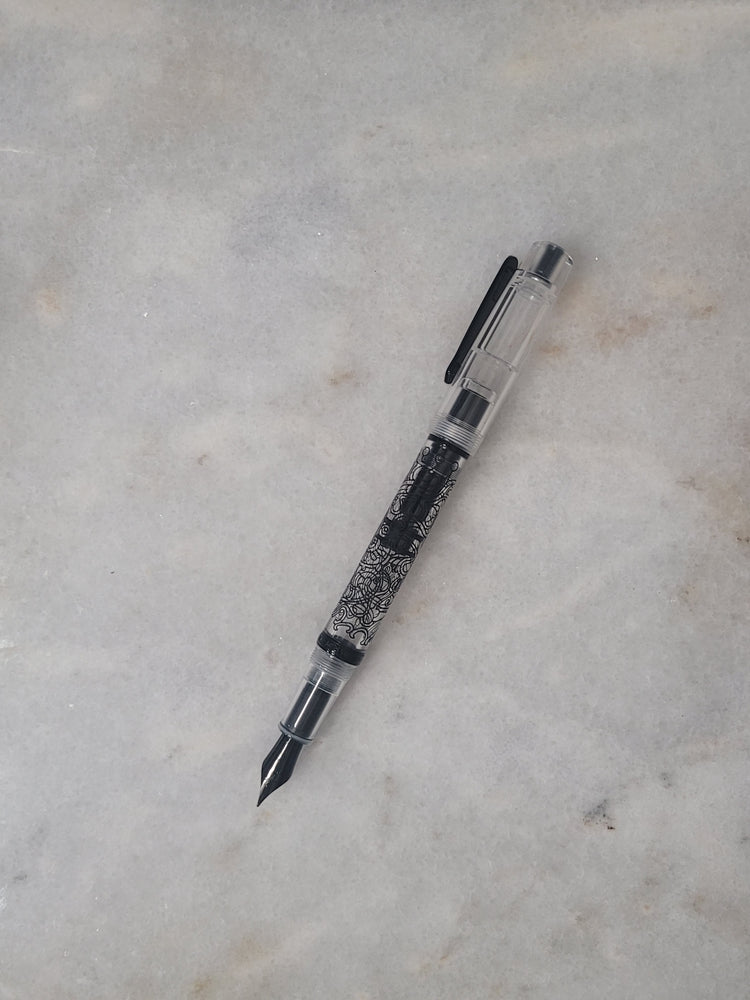 Misfit Item 0091 Nahvalur / Narwhal Original Fountain Pen in Peter Plume Limited Edition - Medium Point
