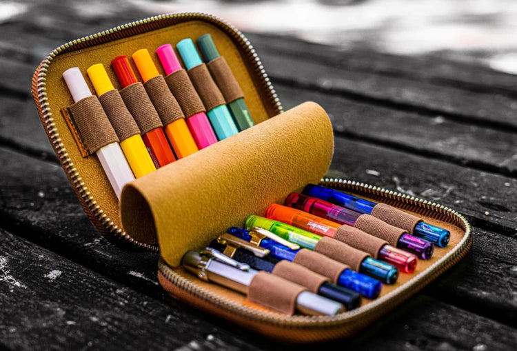 Collectors Pen Case for 14 Pens in Crazy Horse Brown Pen Case