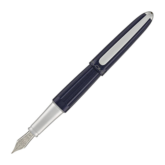 Diplomat Aero Fountain Pen in Midnight Blue