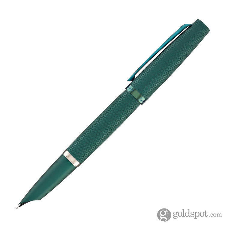 Diplomat Viper Fountain Pen Fine/Medium in Green Guilloche Fountain Pen