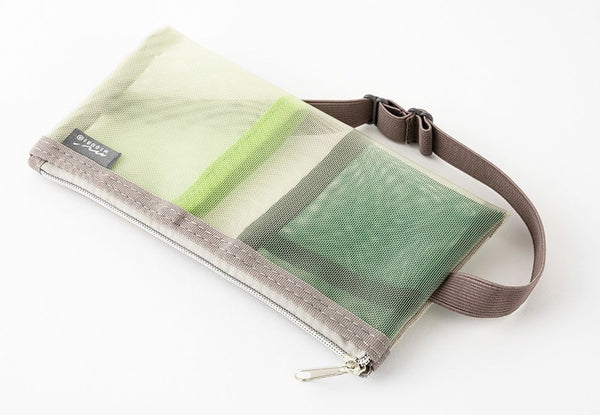 Midori Book Band Pen Case for B6 to A5 in Mesh Green