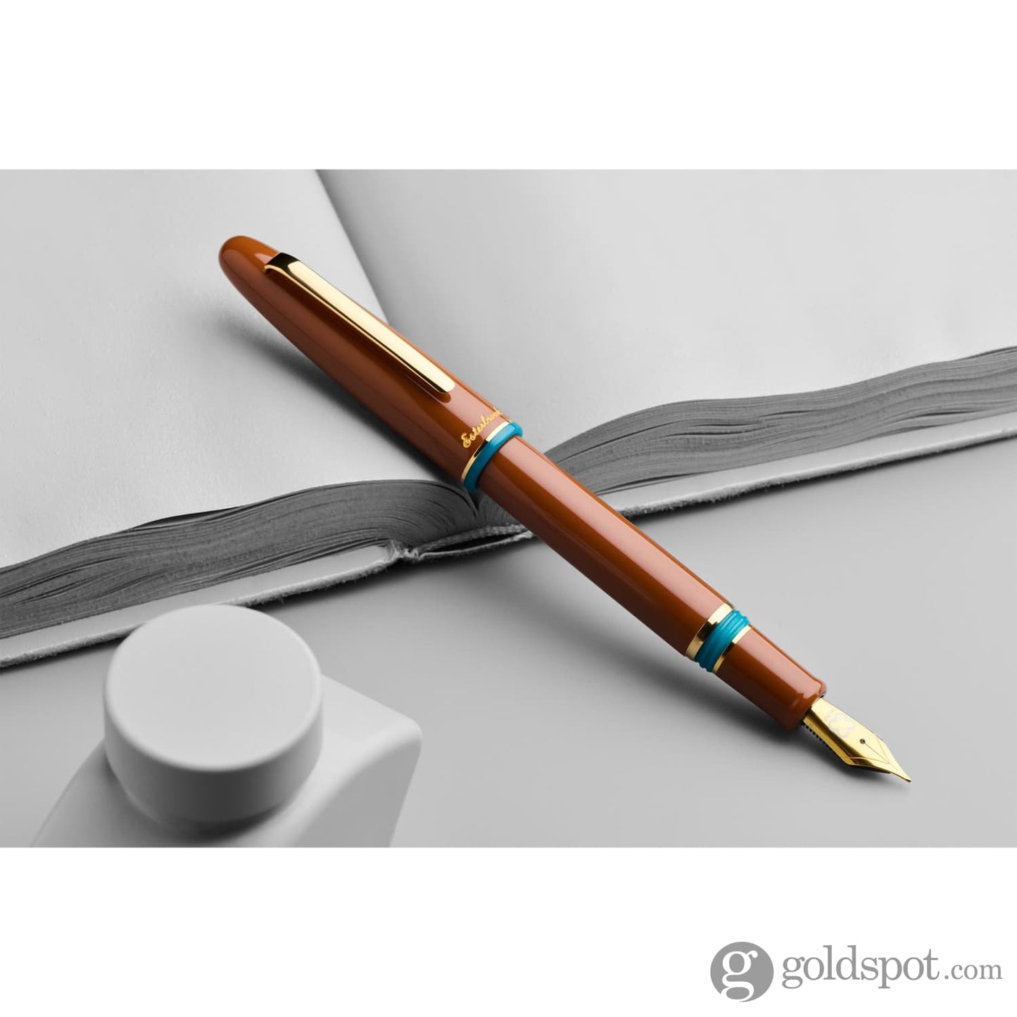 Esterbrook Estie Back to the Lands Regular Fountain Pen in Incredible Rock with Gold Trim Fountain Pen