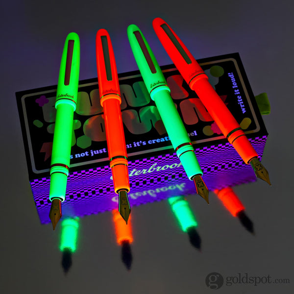 Esterbrook Funky Town Estie Fountain Pen in Green Fountain Pen