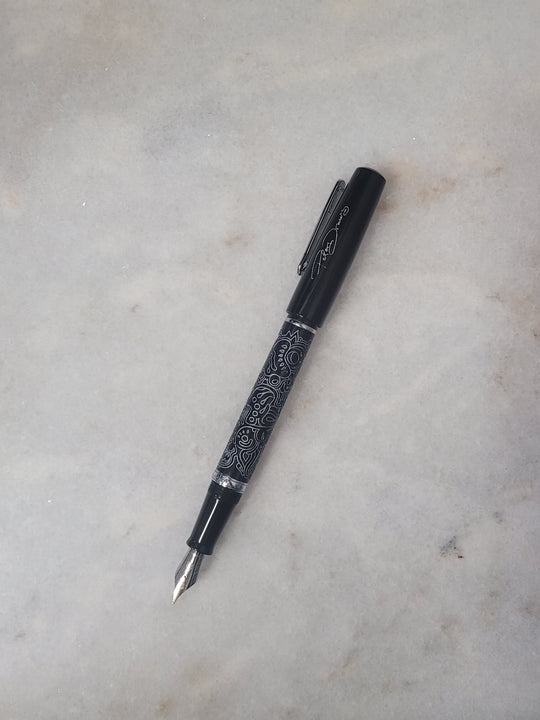 Misfit Item 0101 Nahvalur Original Fountain Pen - Peter Draws Artist Edition Silver - Medium Point