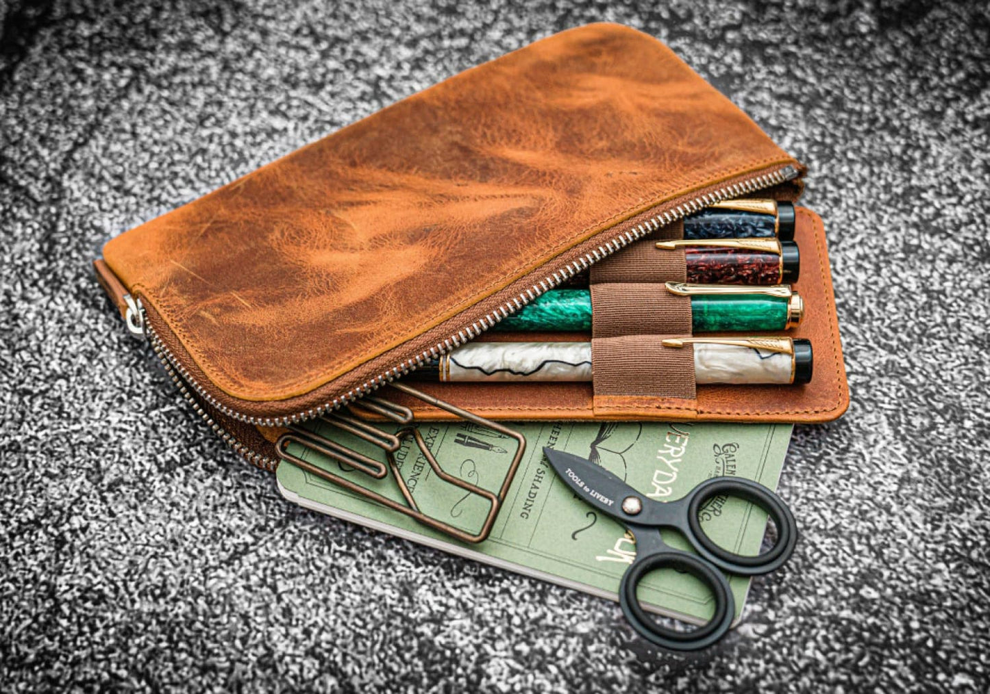 Galen Leather Slip-N-Zip Zippered 4 Slot Pen Pouch in Crazy Horse Brown Pen Case