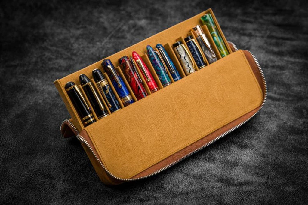 Galen Leather Zippered Magnum Opus Hard 12 Slots Pen Case in Crazy Horse Brown Pen Cases