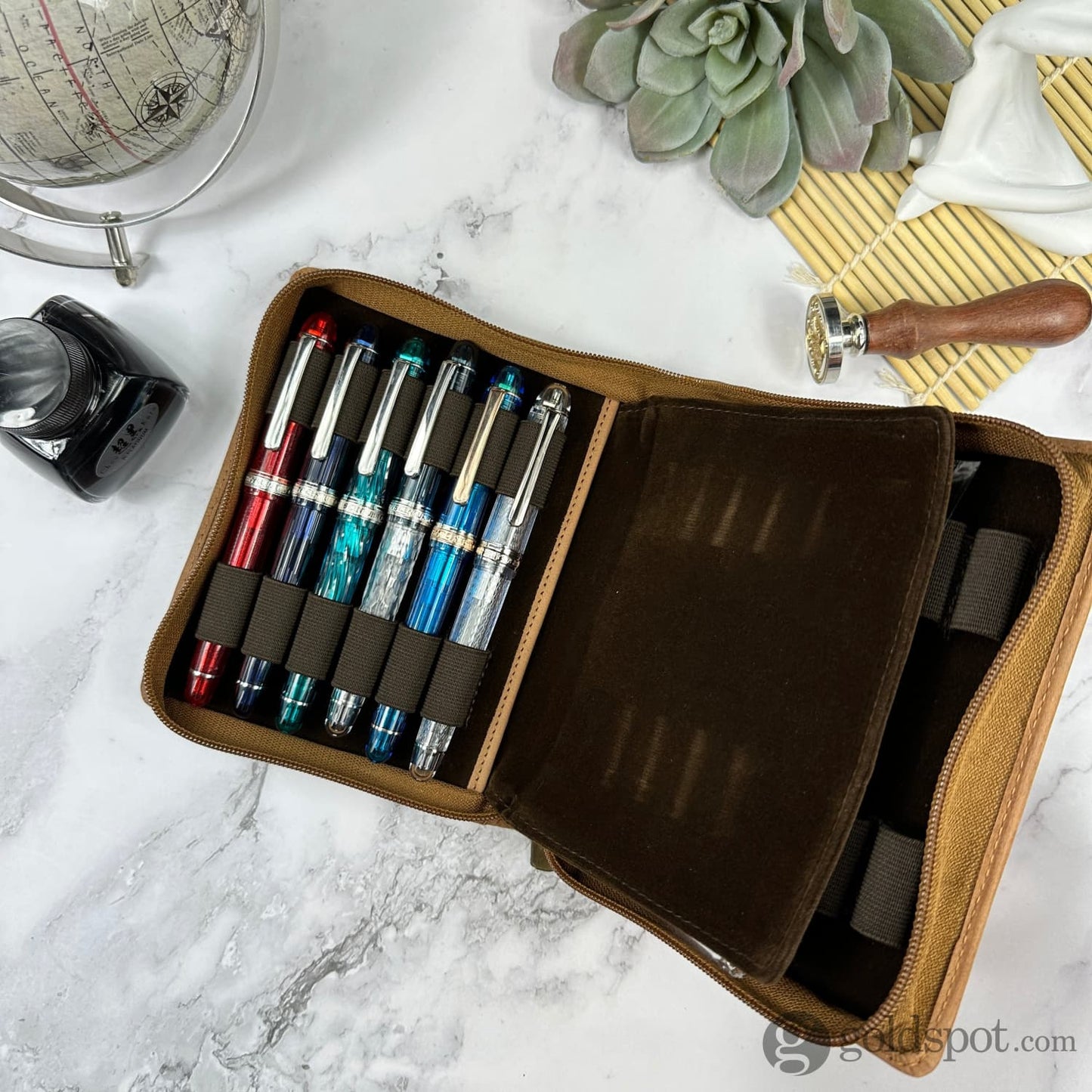 Girologio 12 Zippered Pen Case in Saddle Tan Cases