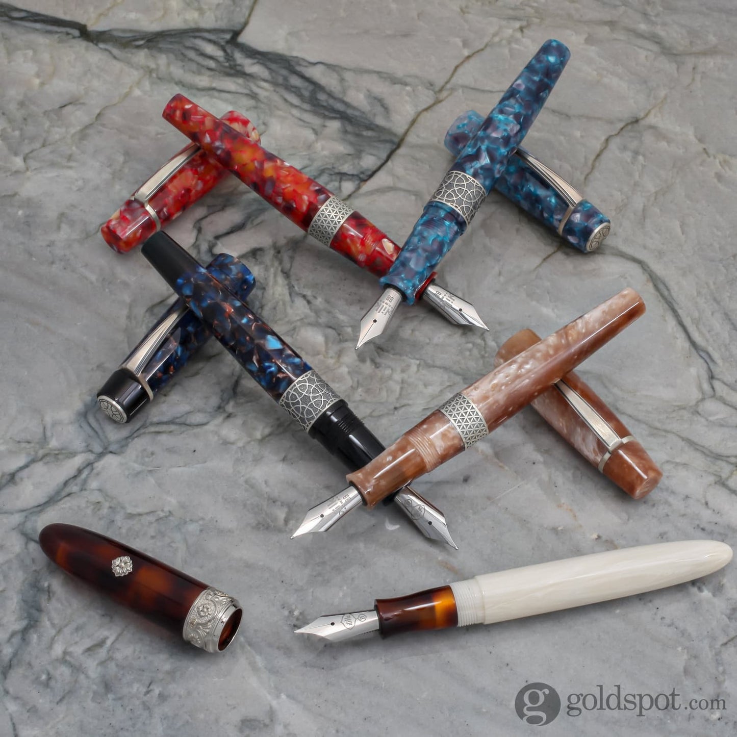 Kilk Orient Fountain Pen in Red Chipped Fountain Pen