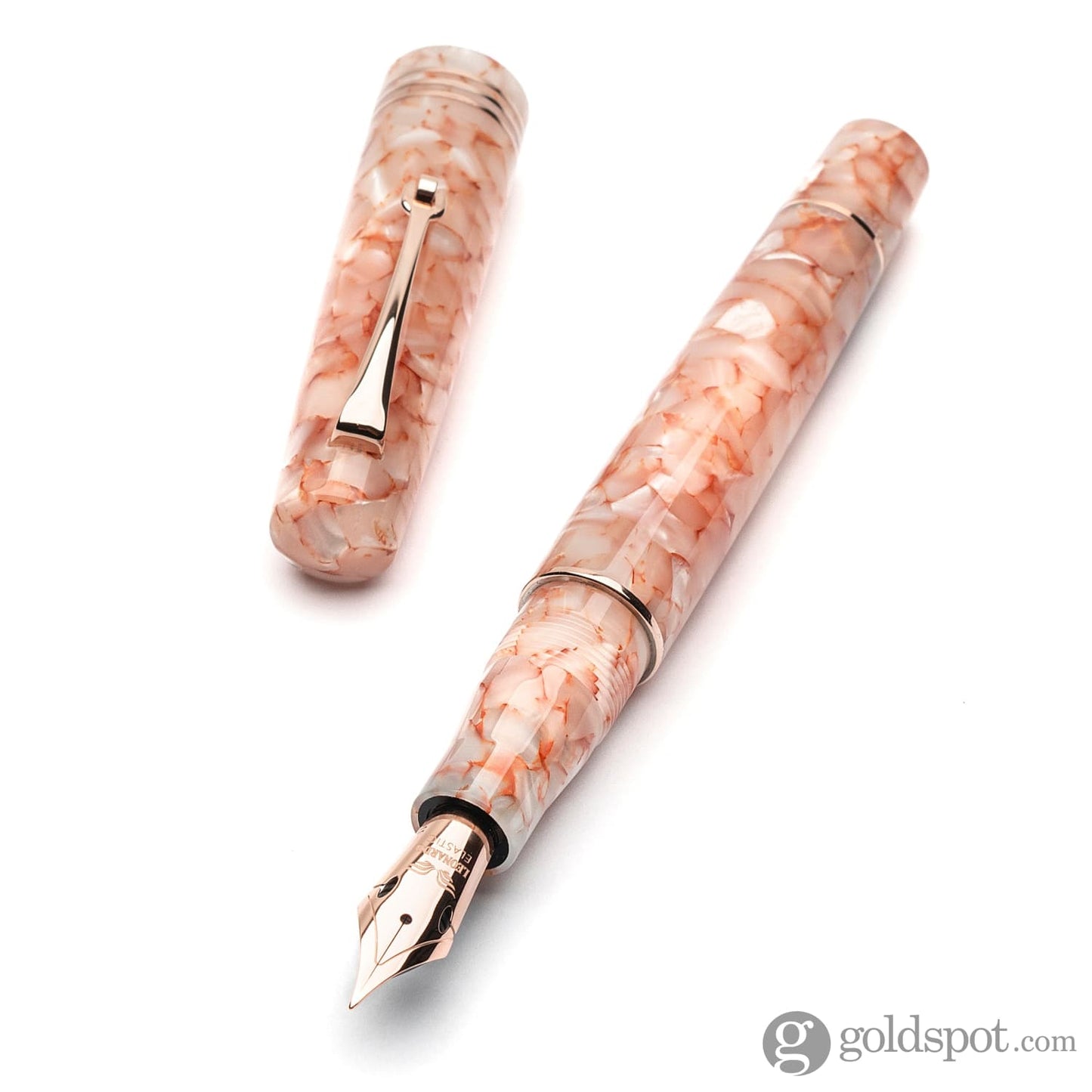 Leonardo Momento Zero Fountain Pen in Angel Skin Pink / Medium