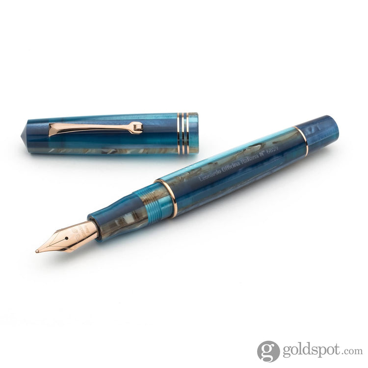 Leonardo Momento Zero Fountain Pen in Blue Hawaii 2021 Medium / Pink Fountain Pen