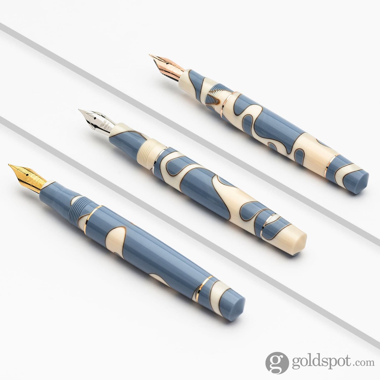 Leonardo Momento Zero Fountain Pen in Nuvola Fountain Pen