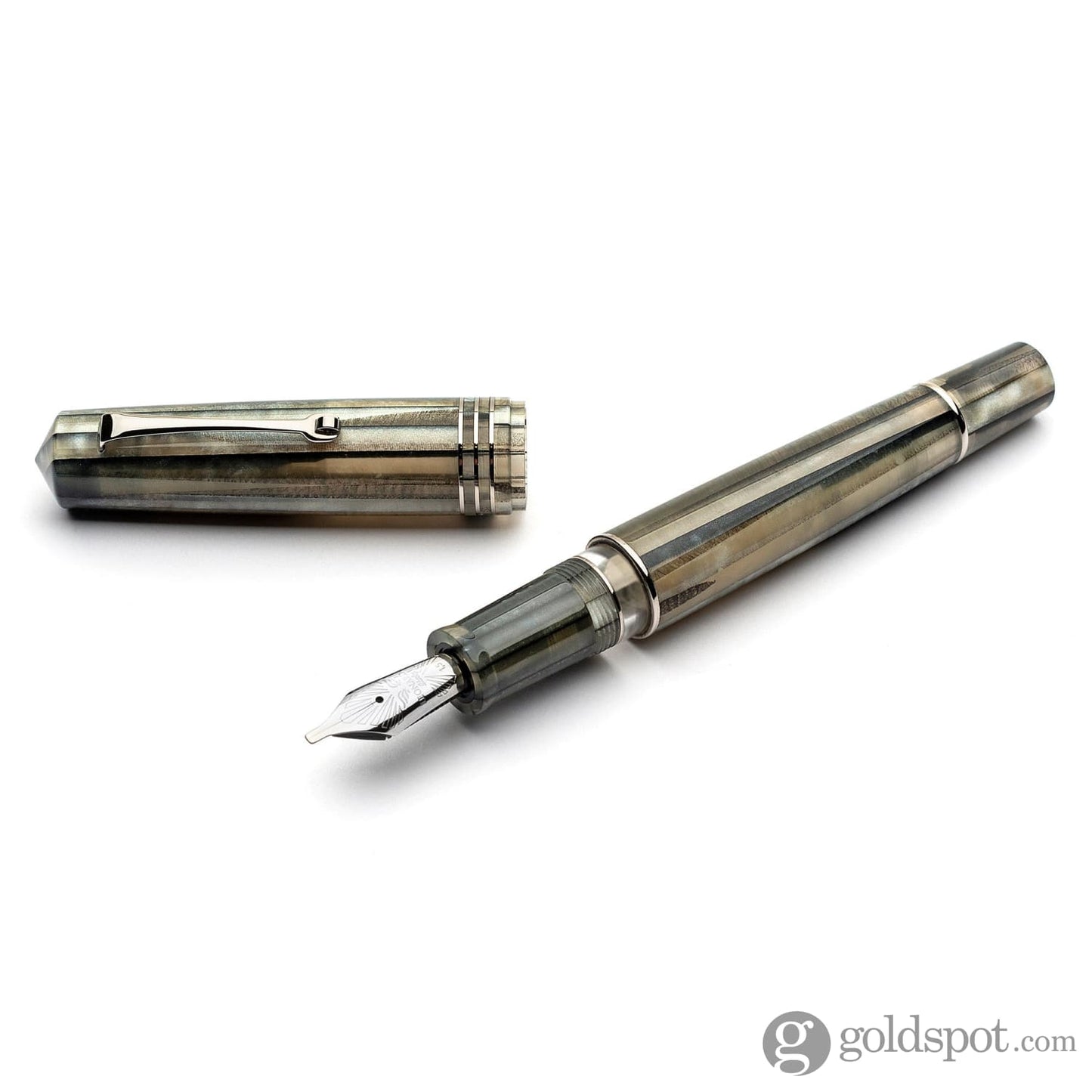 Leonardo Momento Zero Grande 2.0 Fountain Pen in Sand Stainless Steel / Broad Fountain Pen