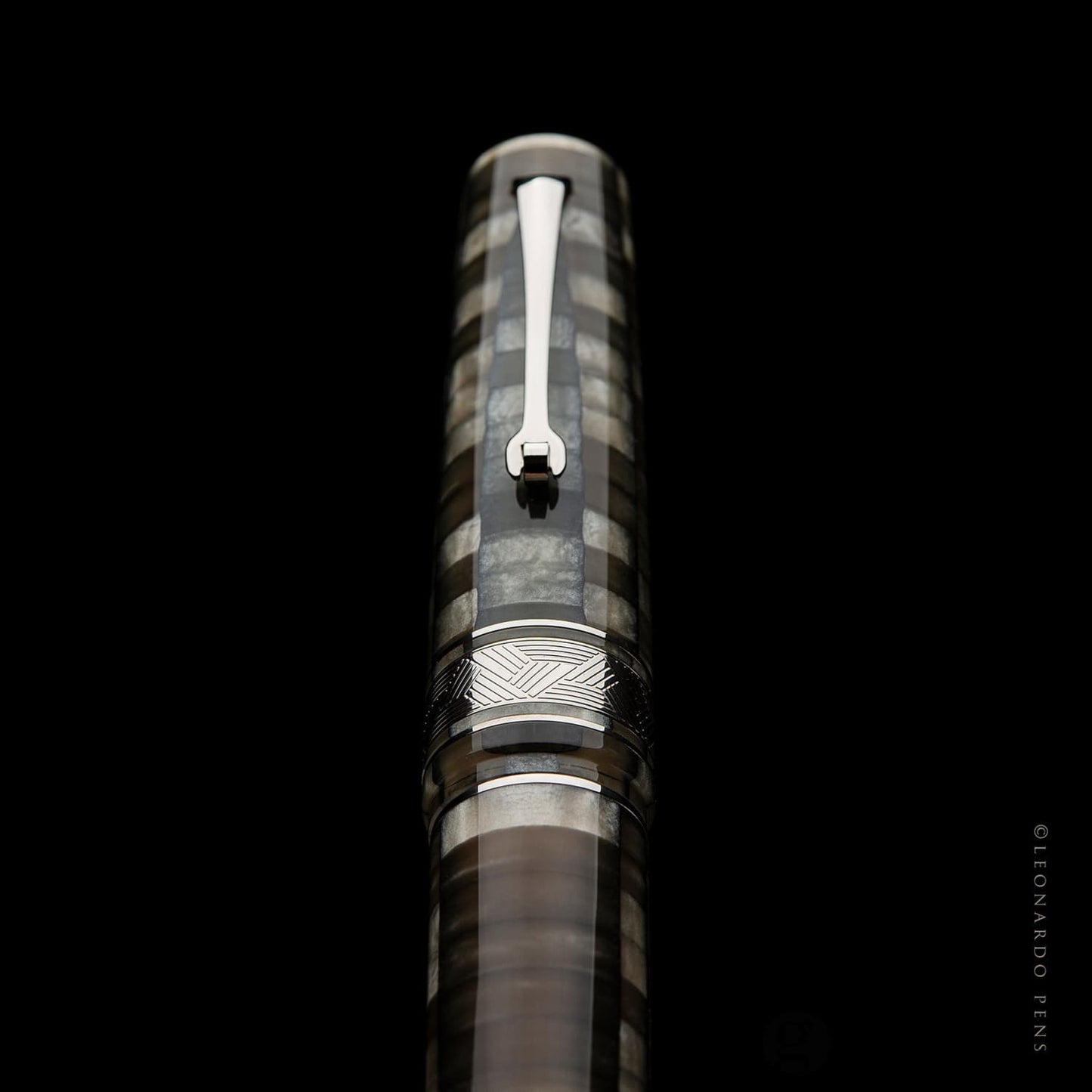 Leonardo Mosaico Fountain Pen in Chiaroscuro 14kt Gold Nib Fountain Pen