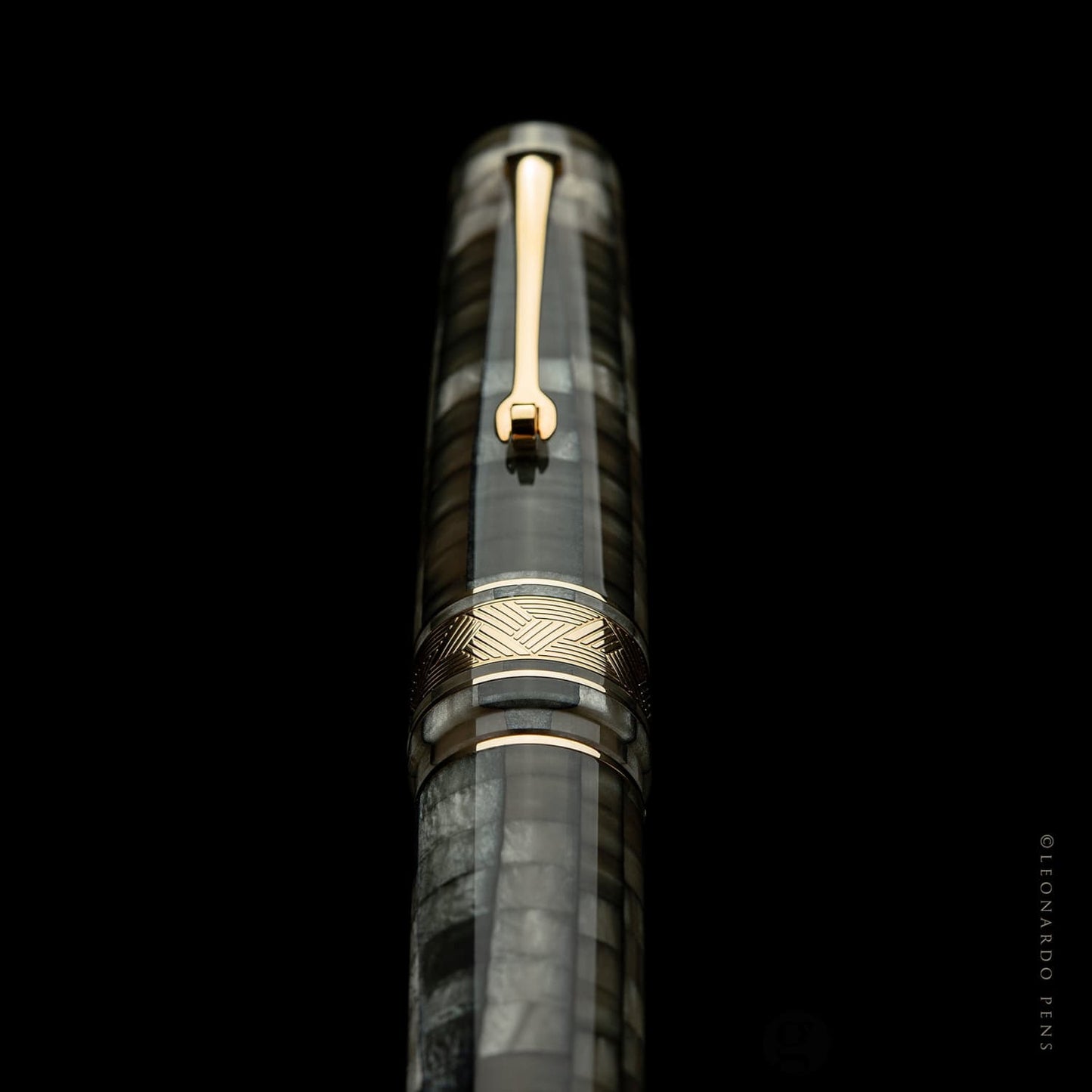 Leonardo Mosaico Fountain Pen in Chiaroscuro 14kt Gold Nib Fountain Pen