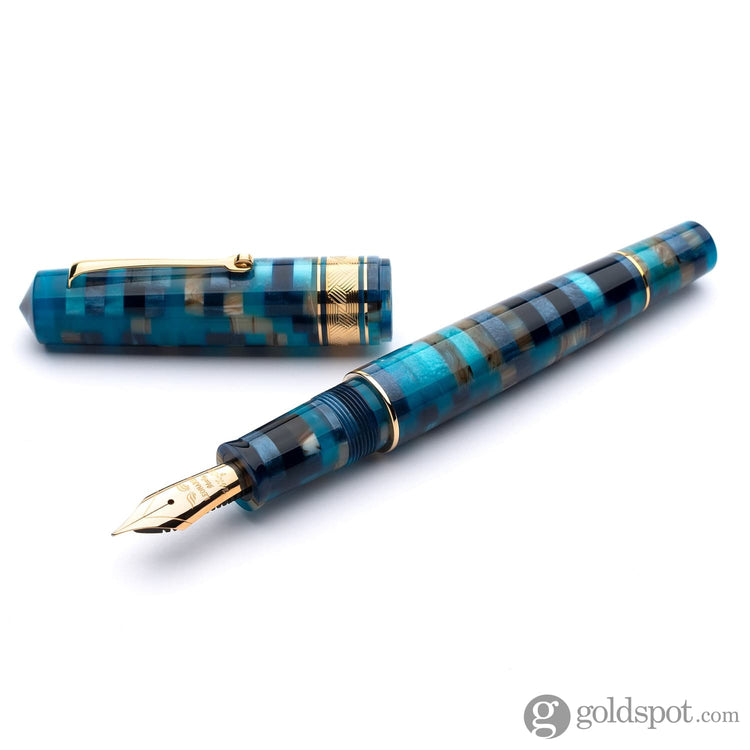 Leonardo Mosaico Fountain Pen in Hawaii Stainless Steel Nib Broad / Gold Fountain Pen
