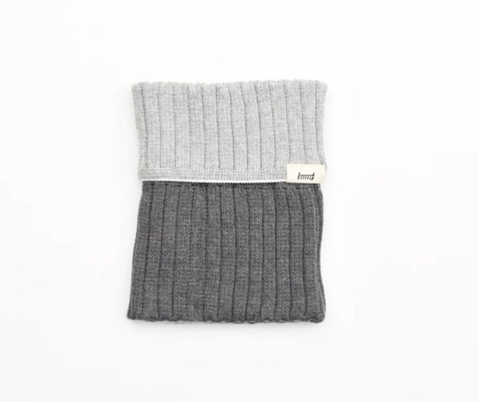 Midori Knitted Book Band with Pockets A6 to B6 in Two-tone Gray