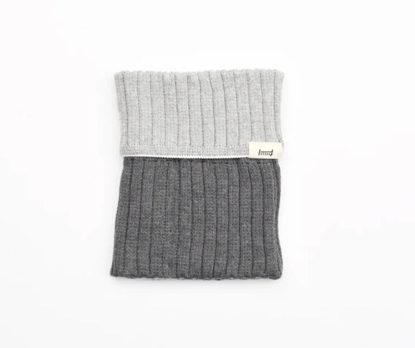 Midori Knitted Book Band with Pockets A6 to B6 in Two-tone Gray Accessories