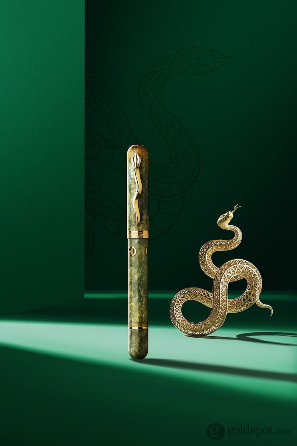 Nahvalur Nautilus Fountain Pen in Year of the Snake - Goldspot Pens