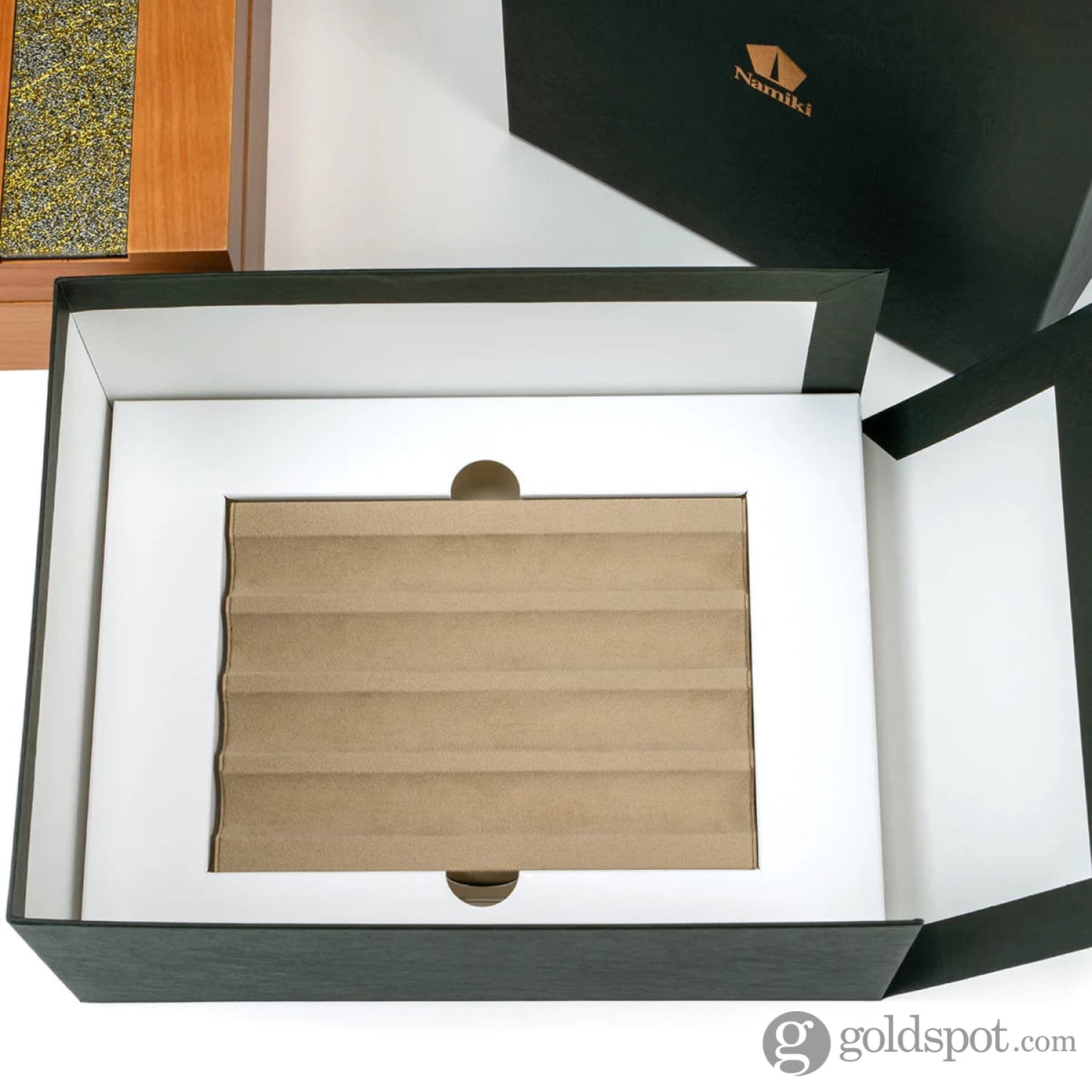 Namiki Emperor Collection Fountain Pen in Blooming Flowers in Profusion - Medium Point Fountain Pen