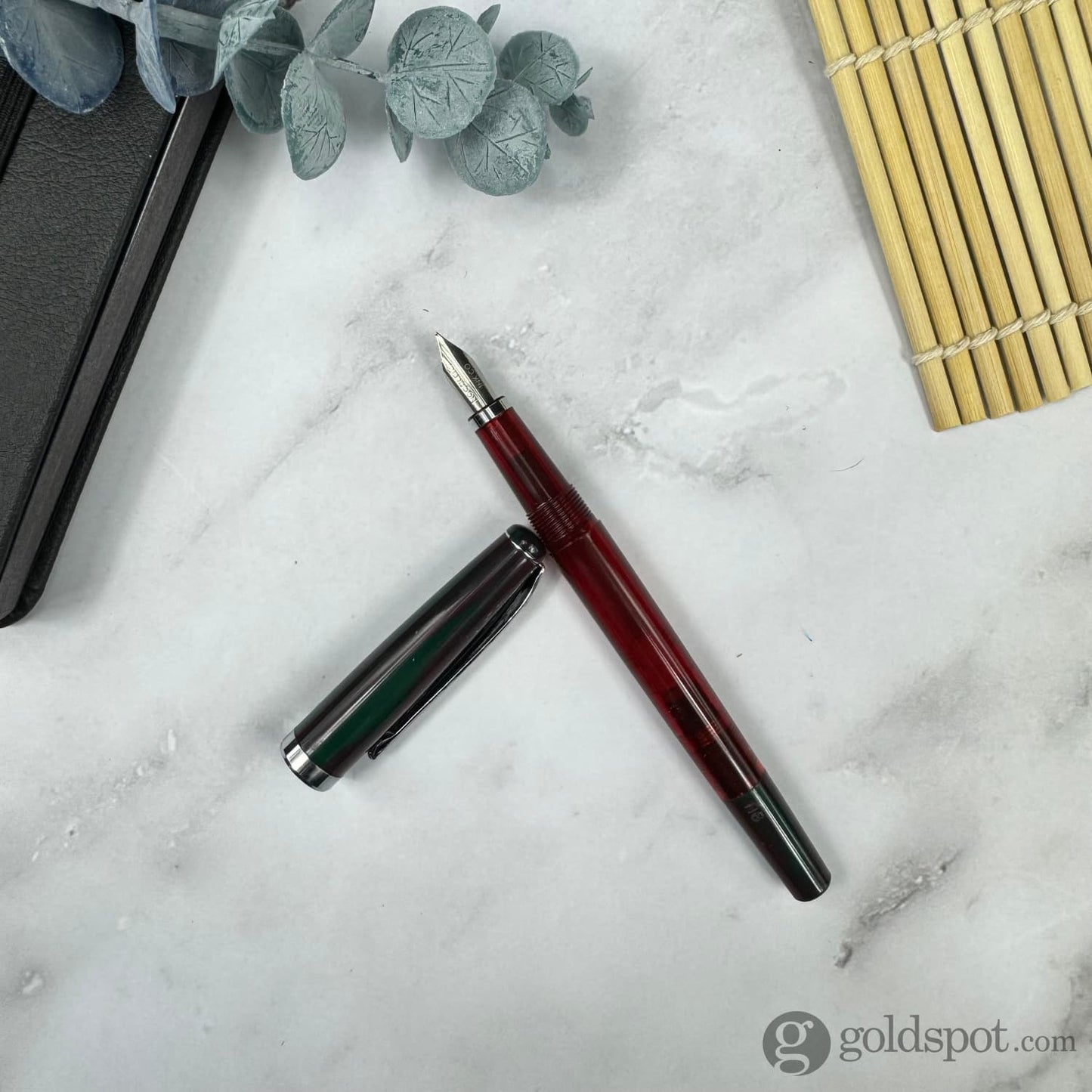 Noodler’s Ink Creaper Fountain Pen in Lajes - Flex Nib Fountain Pen