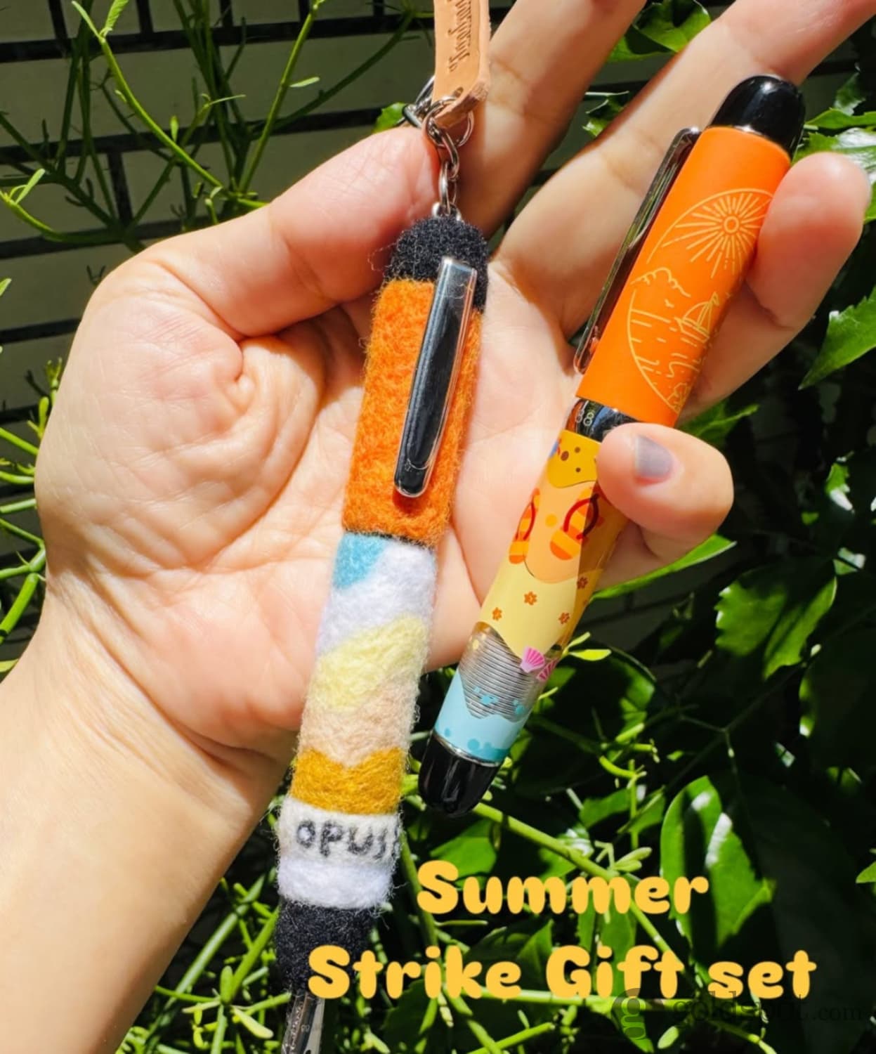 Opus 88 Mini Summer Strike Keychain Charm Gift Set Accessory